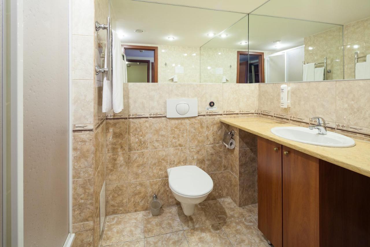SunFlower Park Hotel