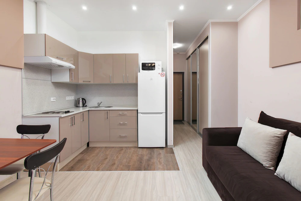 Tricolor Apartments
