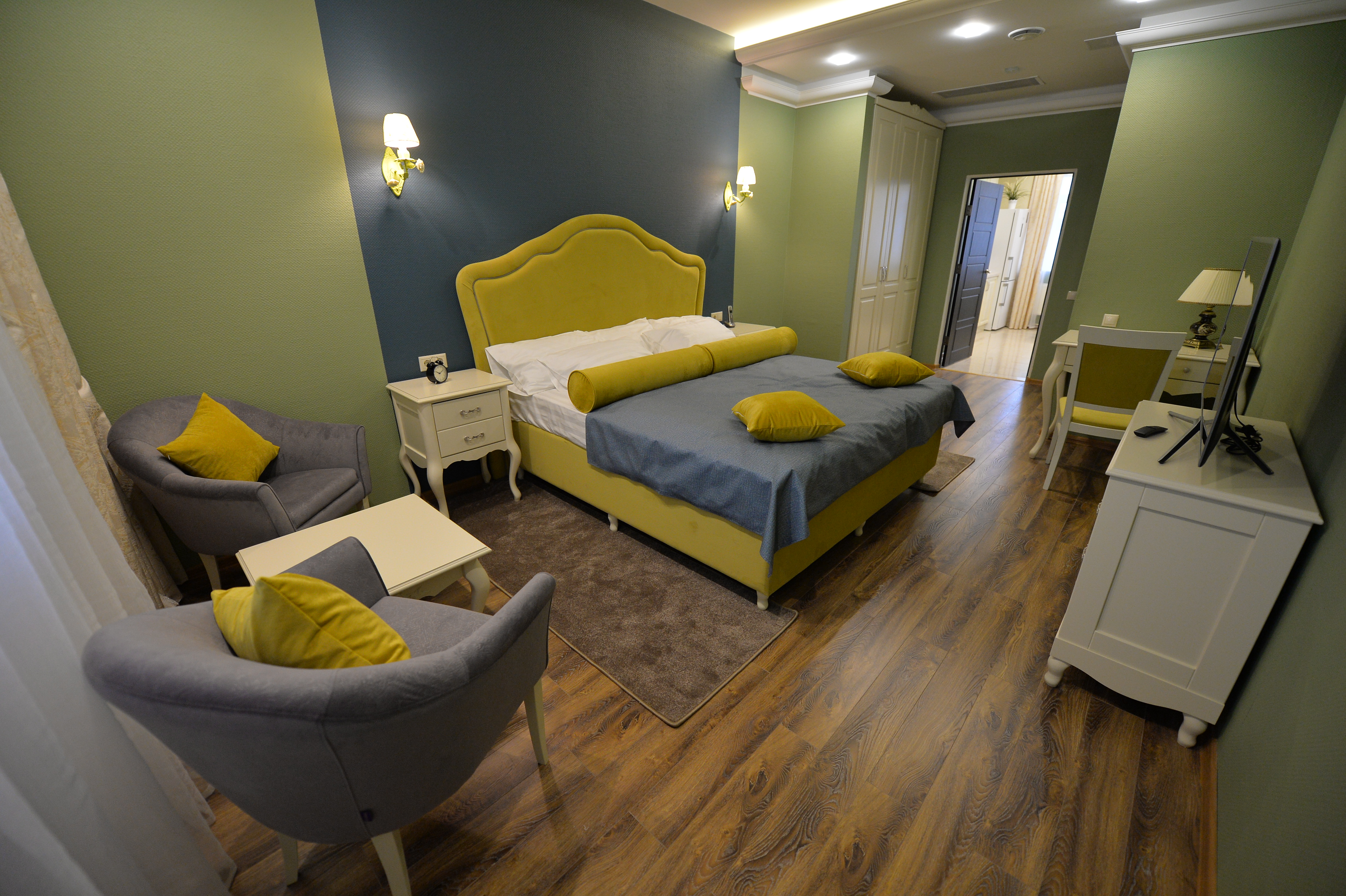 Unique Hotel