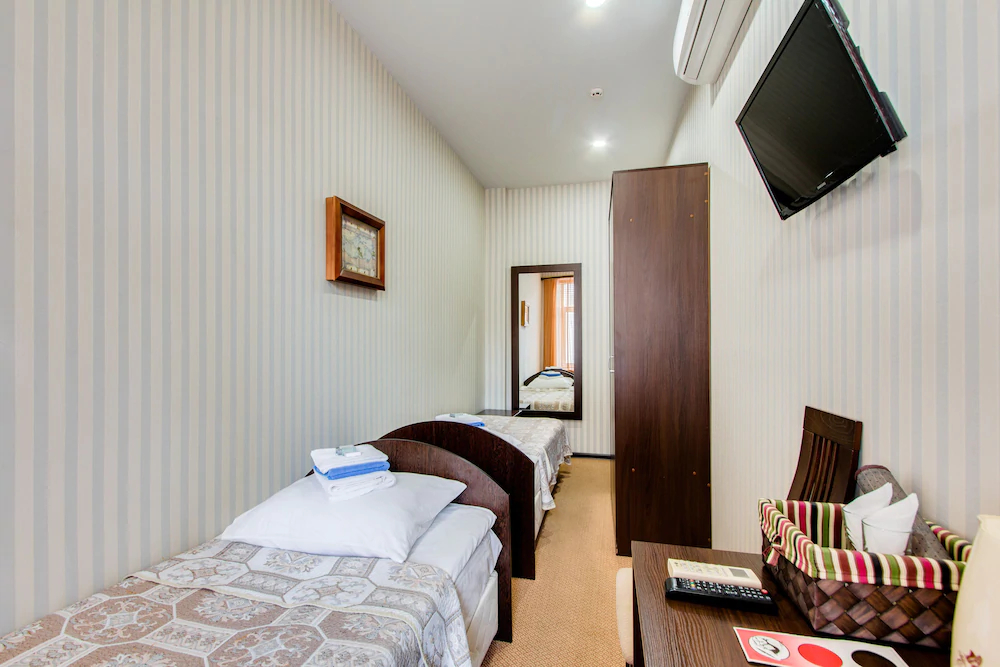 Zima Hotel