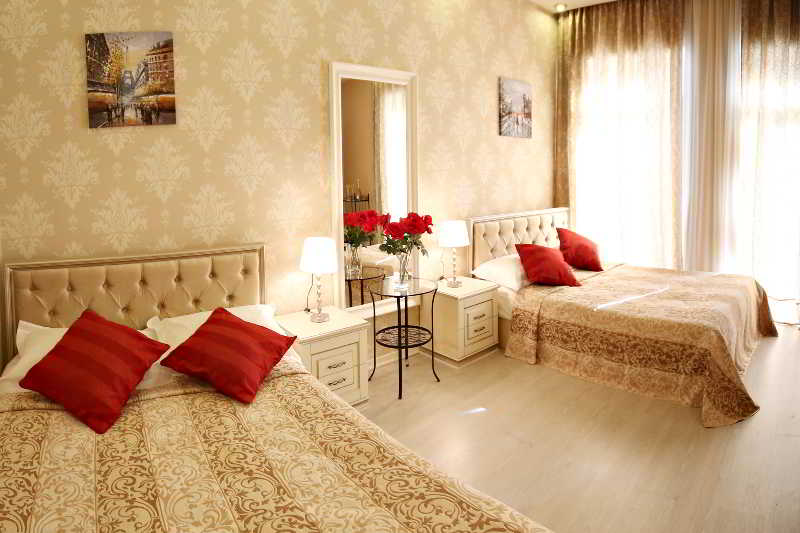 Royal Palace Hotel