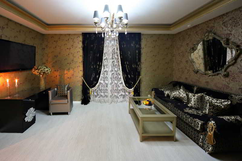 Royal Palace Hotel