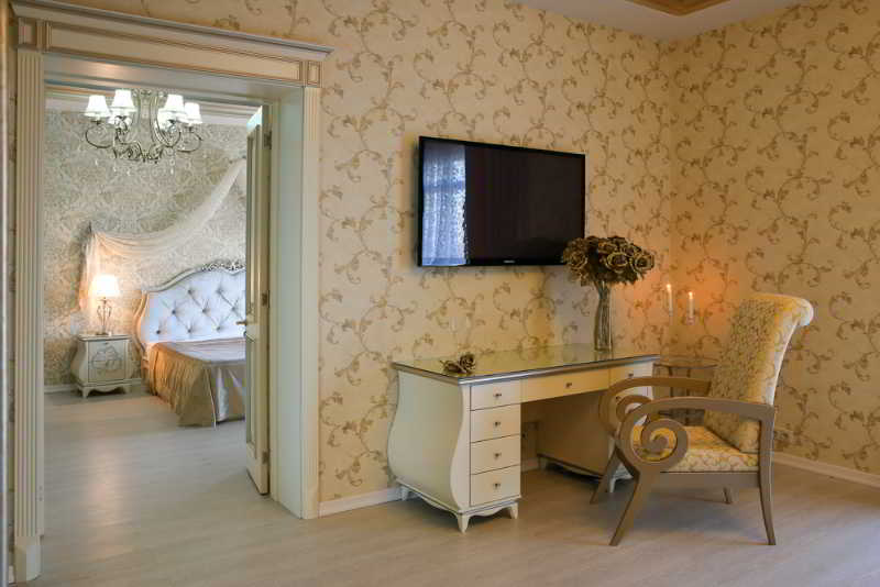 Royal Palace Hotel