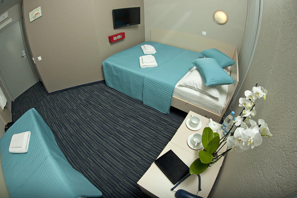 Comfort hotel Air Express, FREE ZONE
