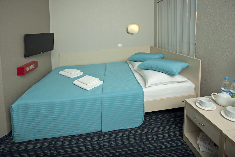Comfort hotel Air Express, FREE ZONE