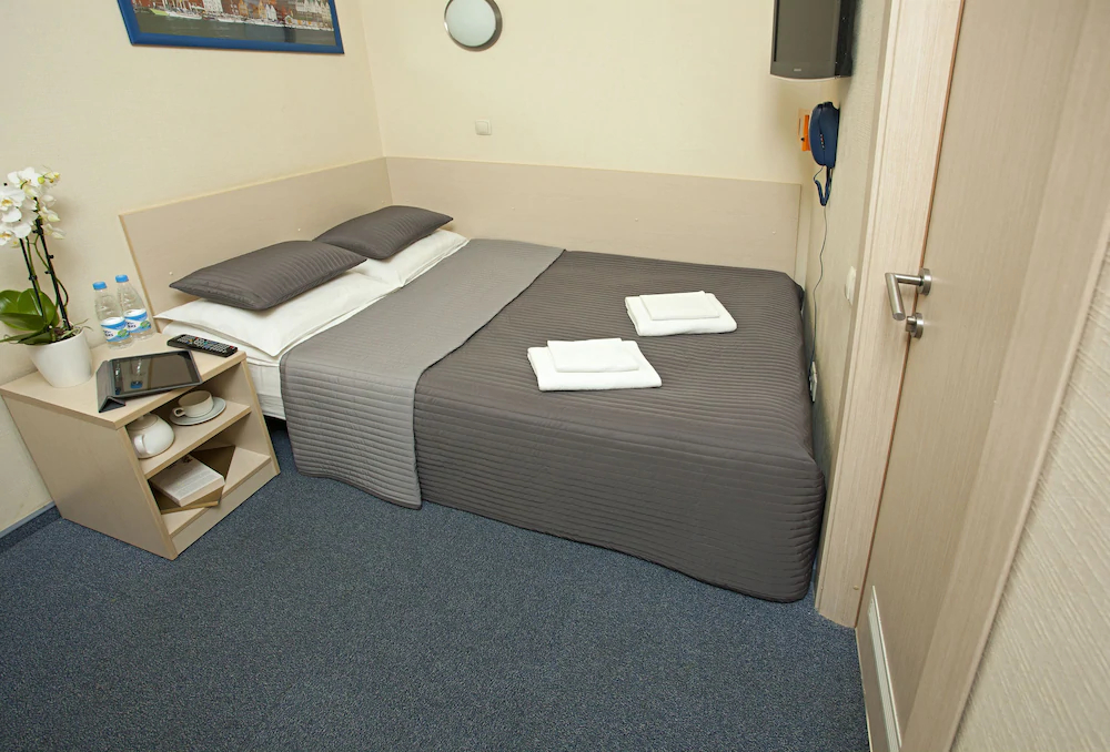 Comfort hotel Air Express, FREE ZONE