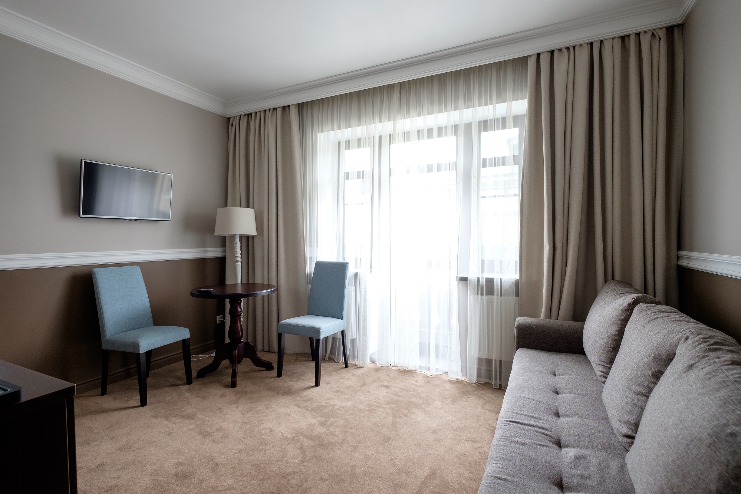 Mirros Hotel