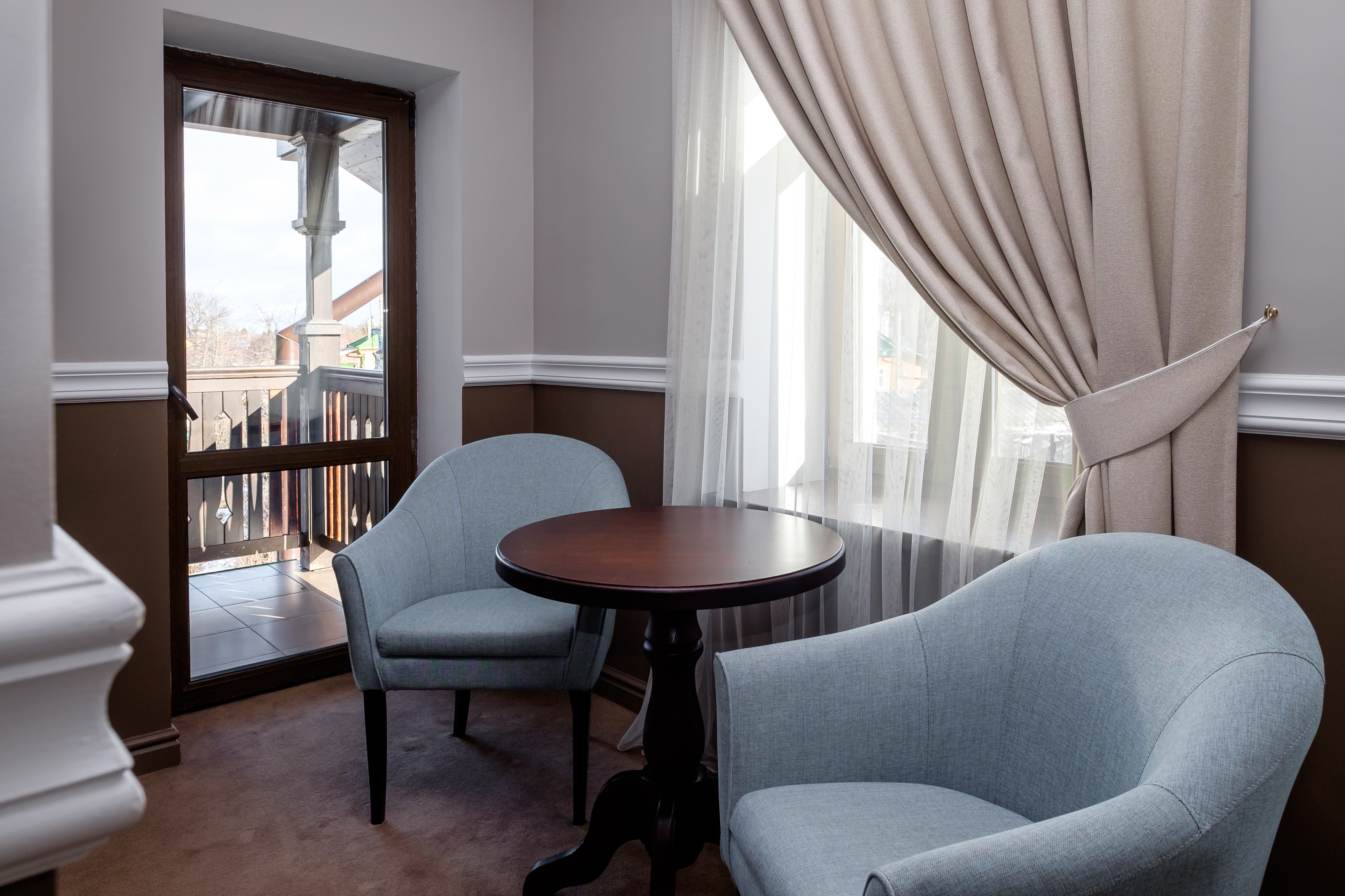 Mirros Hotel