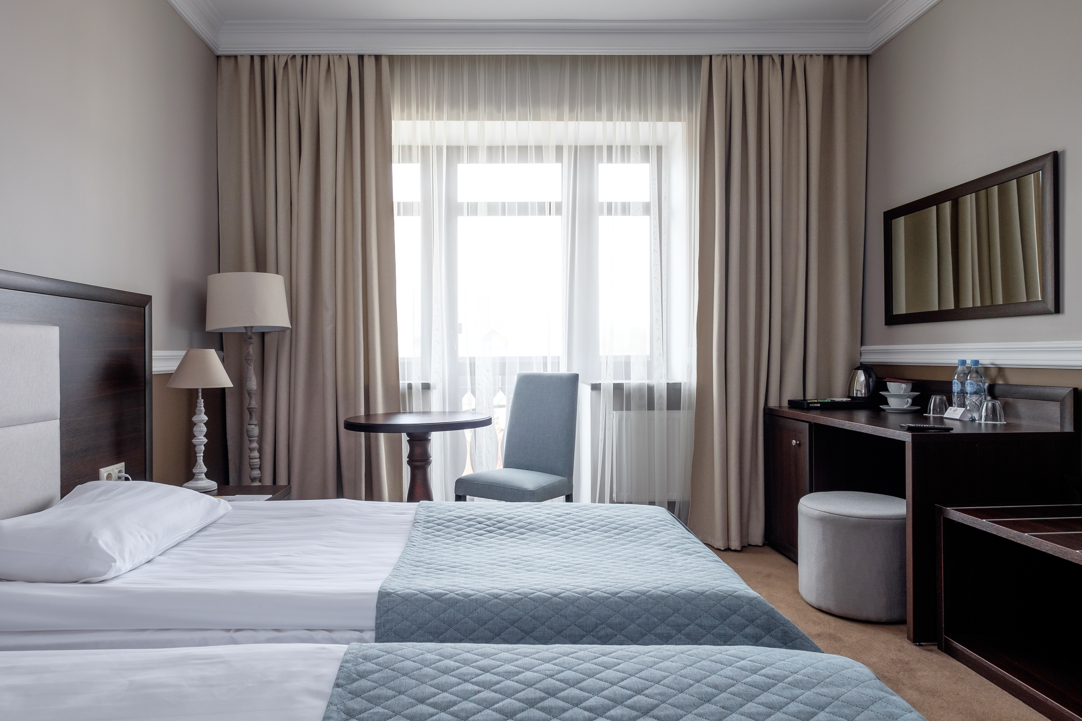 Mirros Hotel