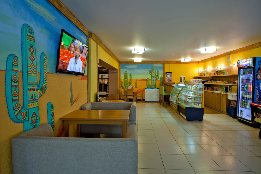 Country Resort Hotel