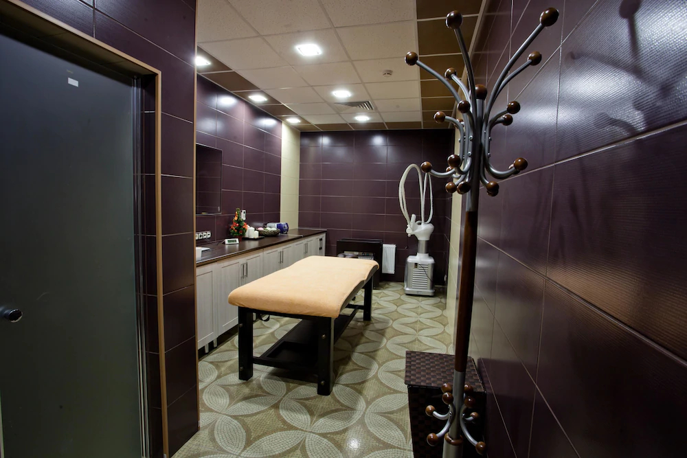 Country Resort Hotel