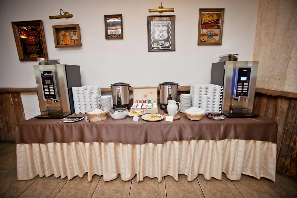 Country Resort Hotel