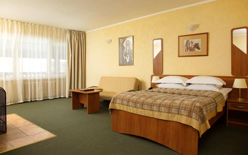 Country Resort Hotel