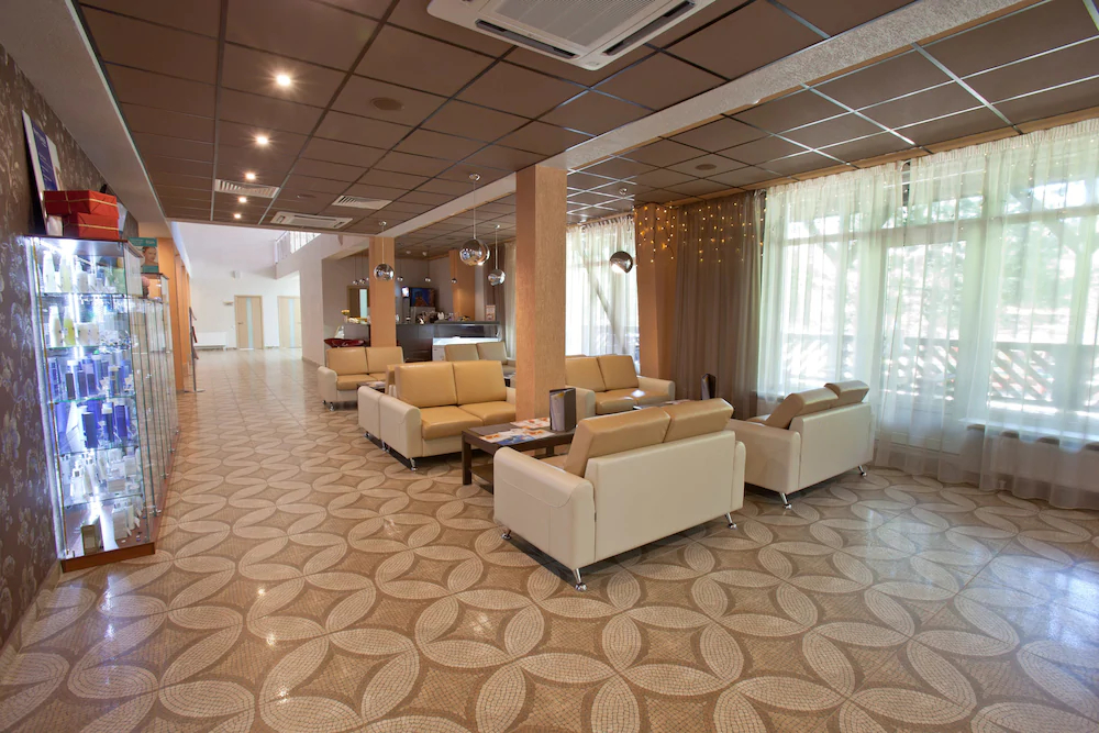 Country Resort Hotel