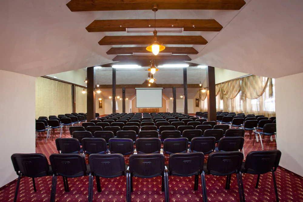 Country Resort Hotel