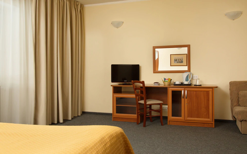 Country Resort Hotel