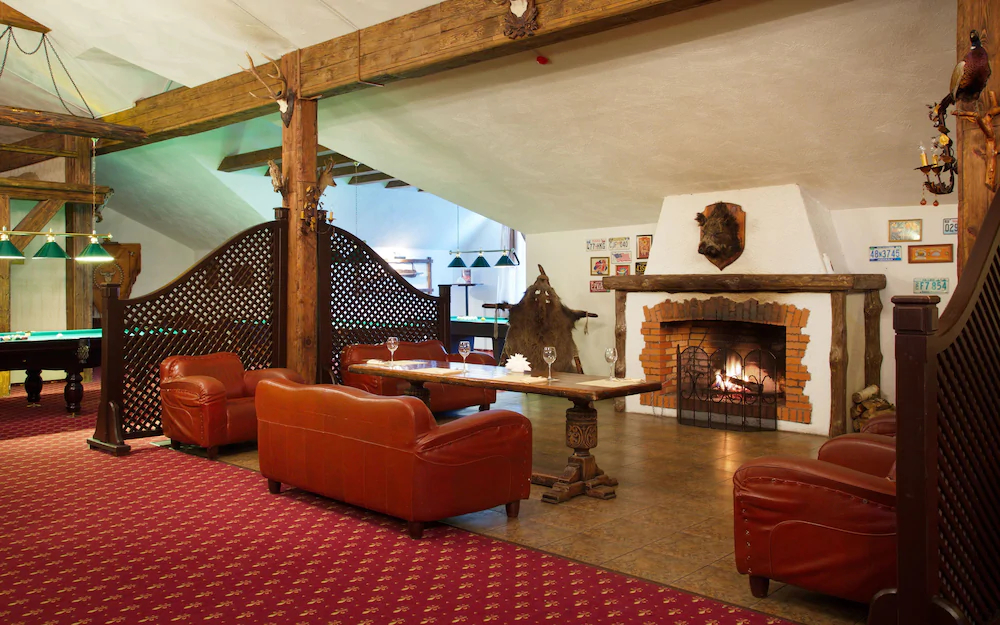 Country Resort Hotel