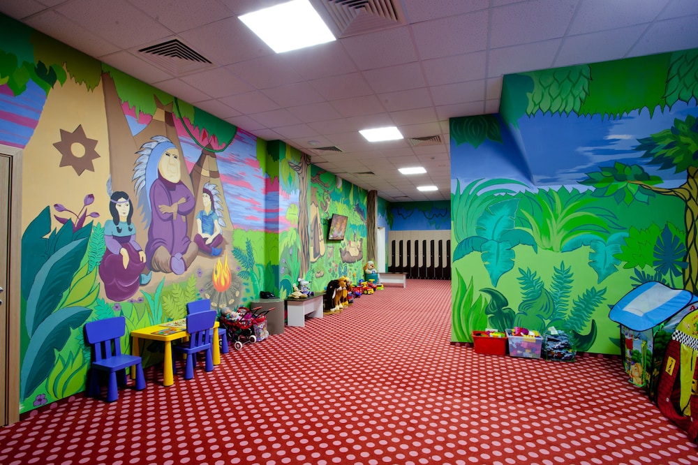 Country Resort Hotel