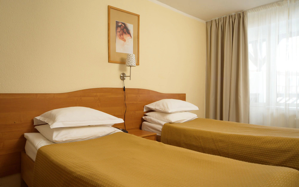 Country Resort Hotel