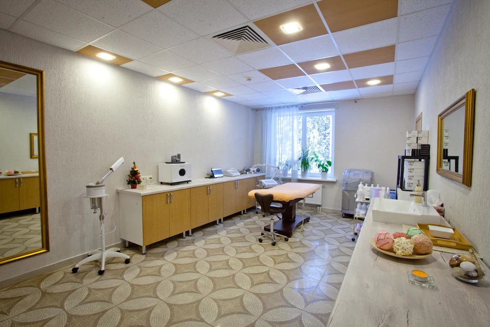 Country Resort Hotel