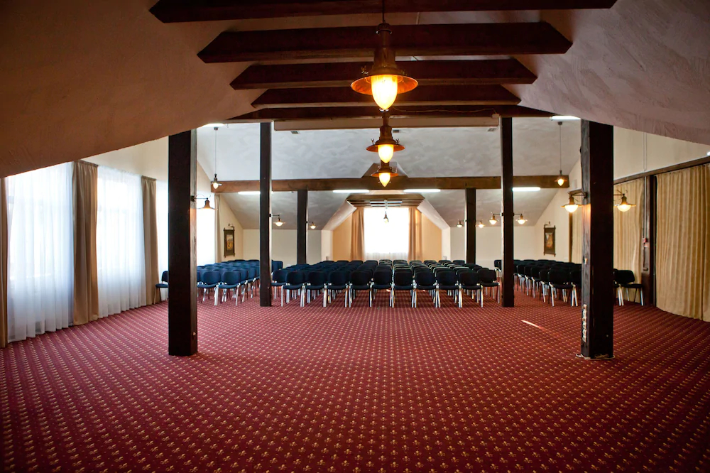 Country Resort Hotel