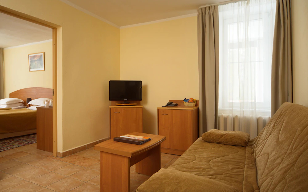 Country Resort Hotel