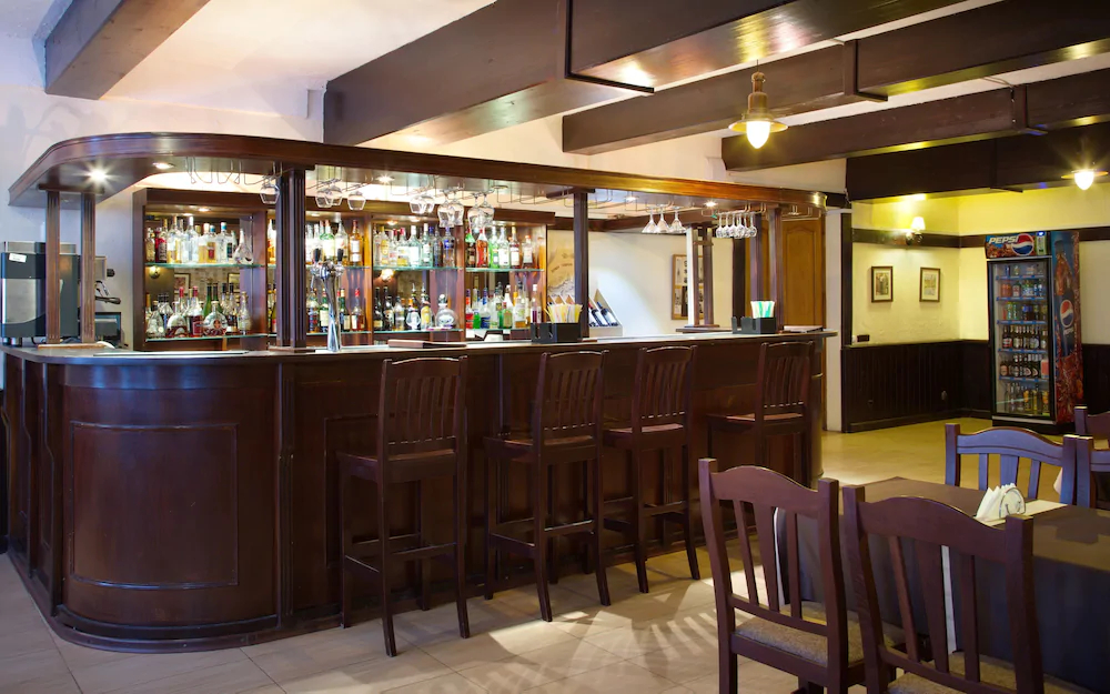 Country Resort Hotel