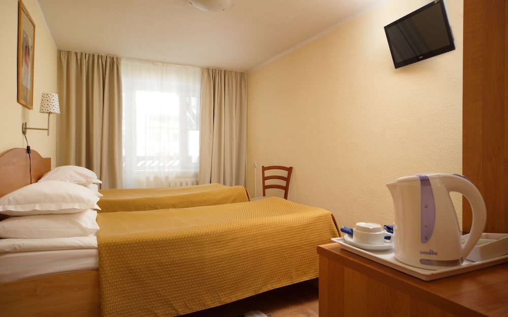 Country Resort Hotel