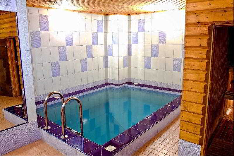 69 Parallel Hotel
