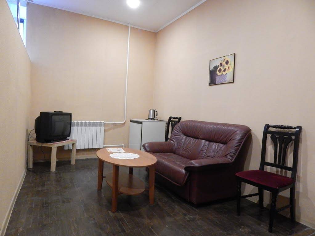 Petr Hotel