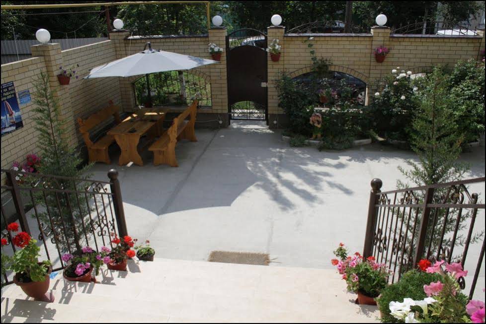 Chelsi Hotel
