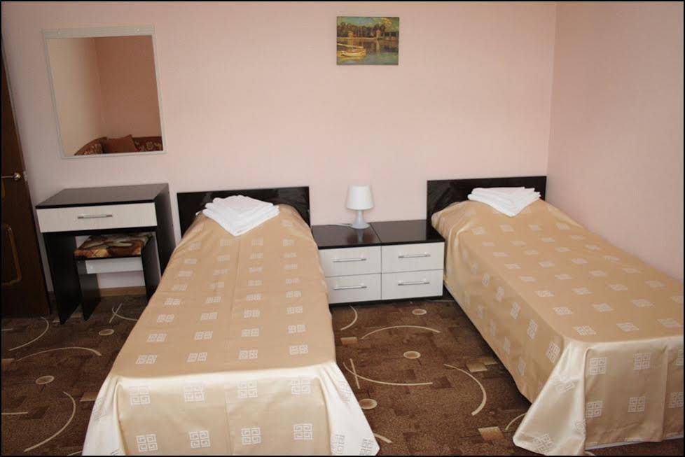 Chelsi Hotel