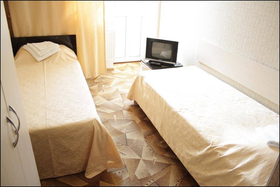 Chelsi Hotel