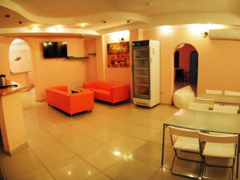 Chloe Hotel