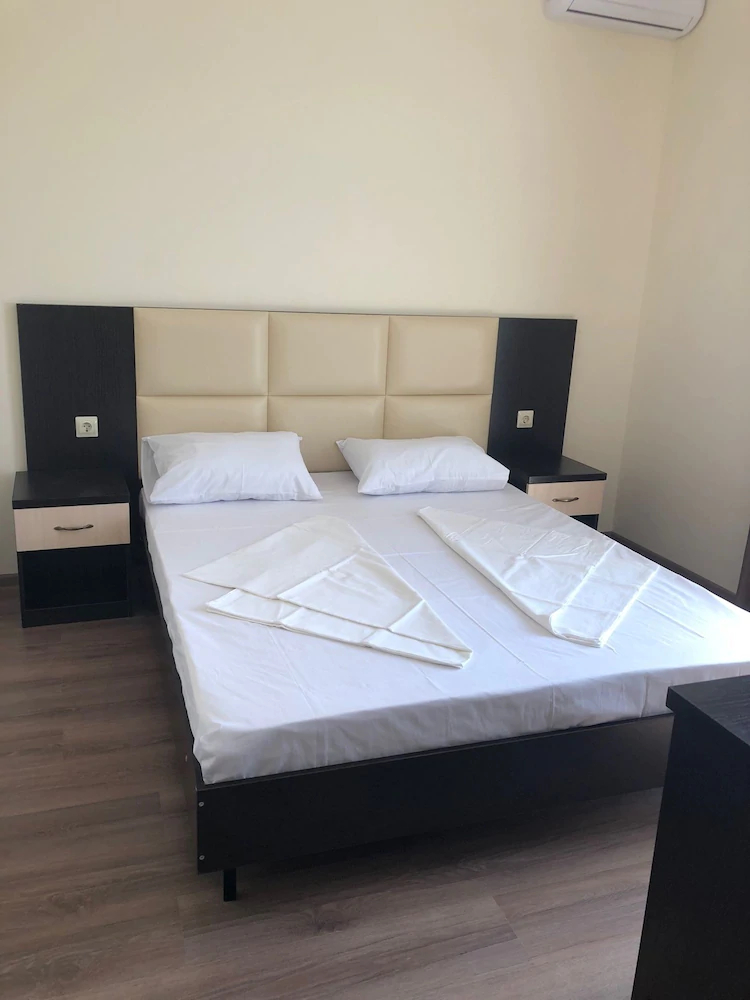 Edem-G Guest House