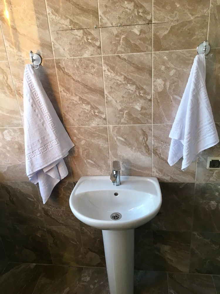 Edem-G Guest House