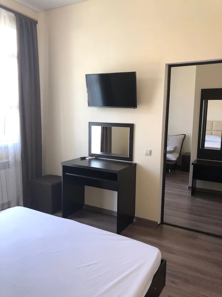 Edem-G Guest House