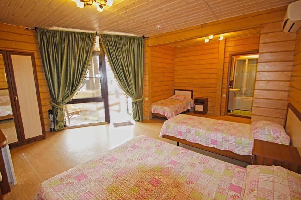 Guest House Zhuravli
