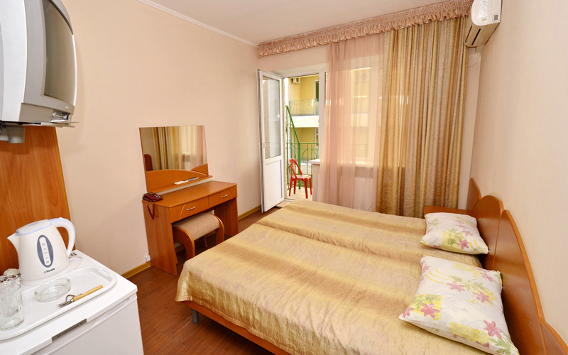 Hotel Kapitan Morey