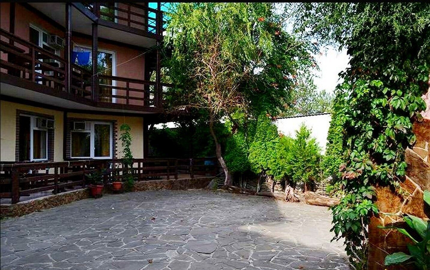 Hotel Complex Karavan