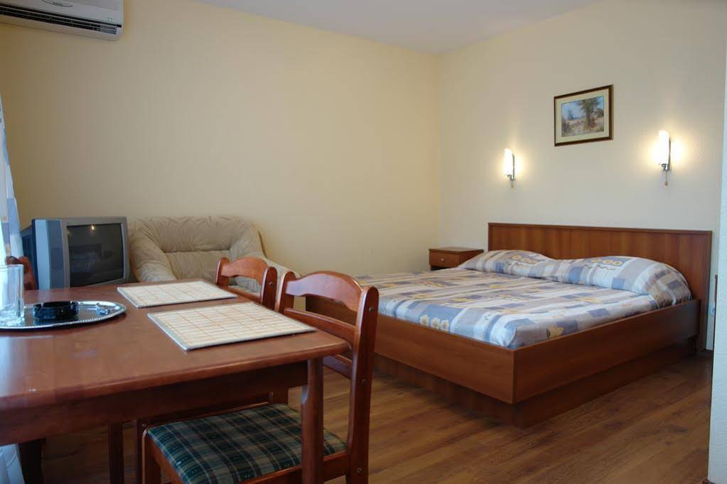 Solnechny Hotel