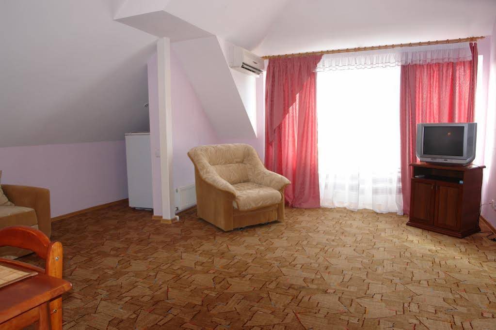 Solnechny Hotel