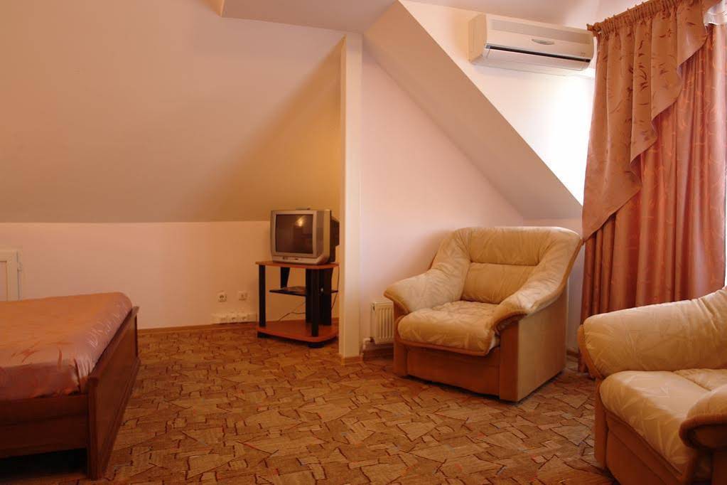 Solnechny Hotel