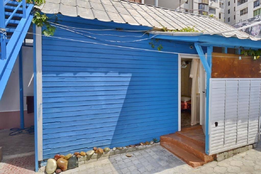 V Gostyah U Svetlany Guest House