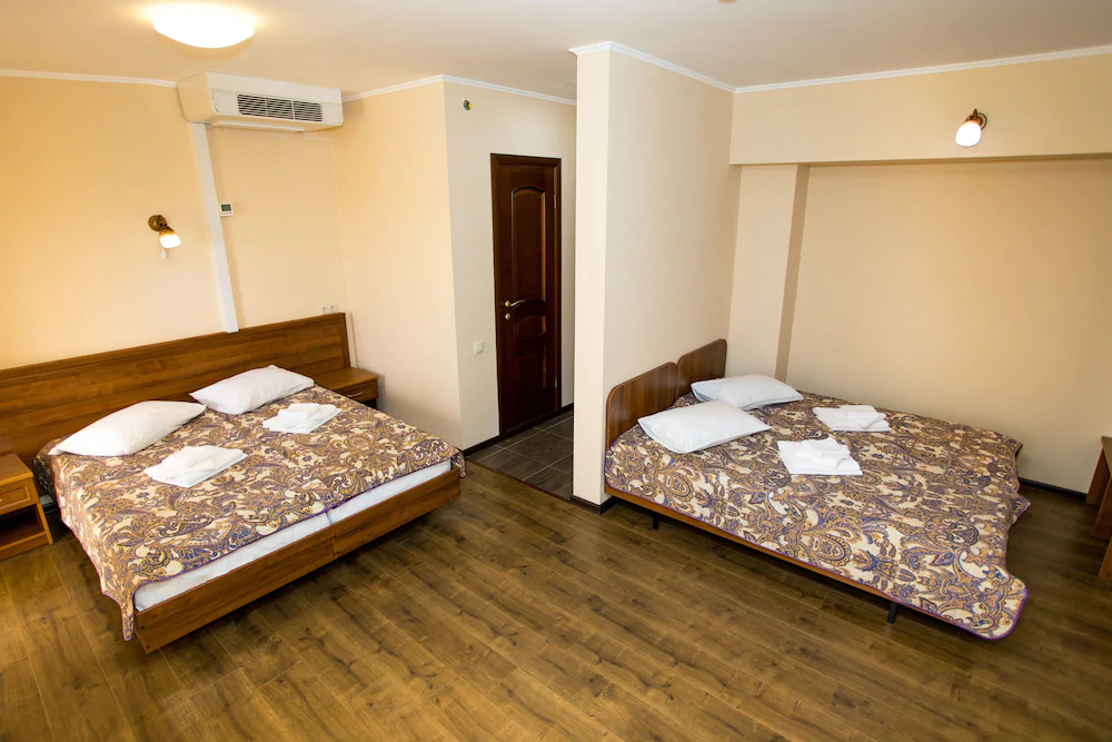 Well Hotel