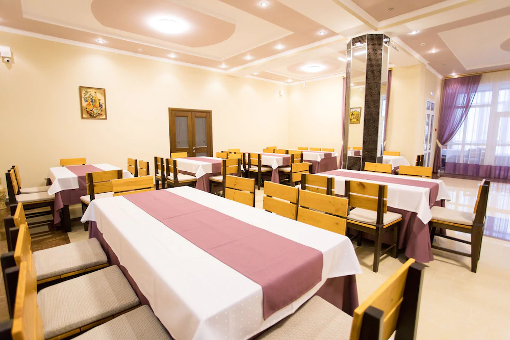Well Hotel