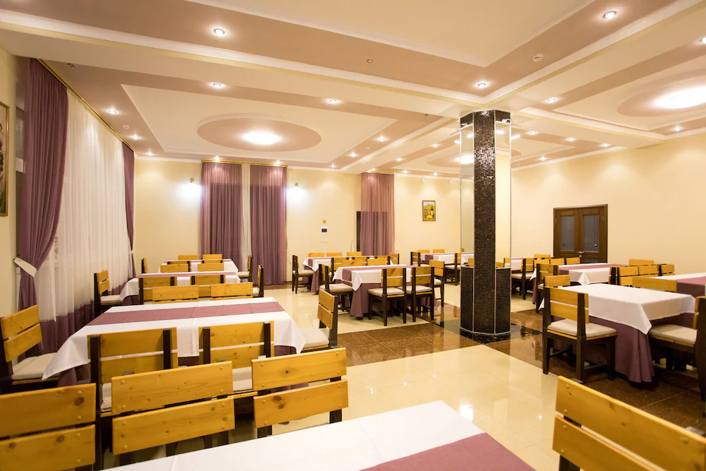 Well Hotel