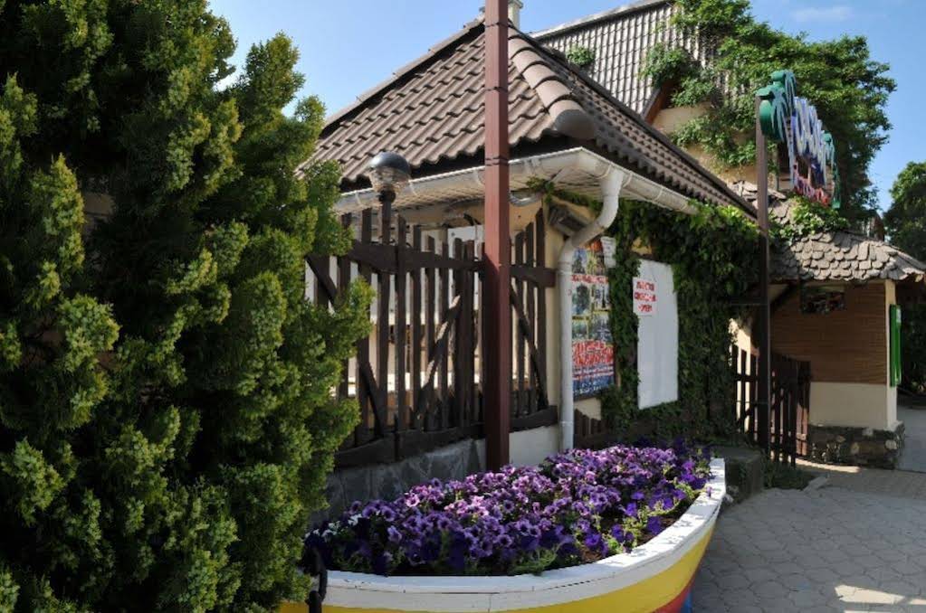 Oazis Hotel