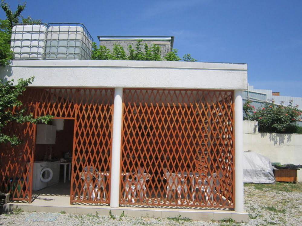Vesta Guest House