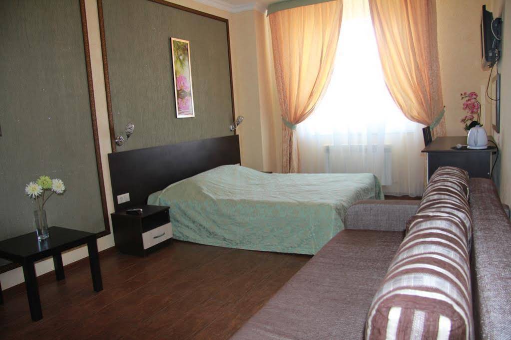 Bounty Hotel